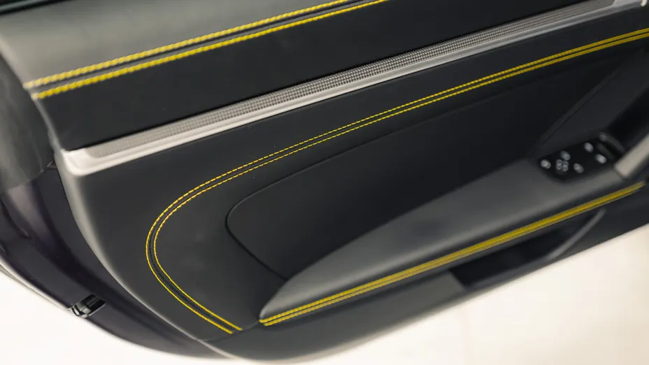 PORSCHE 911 911 Turbo S