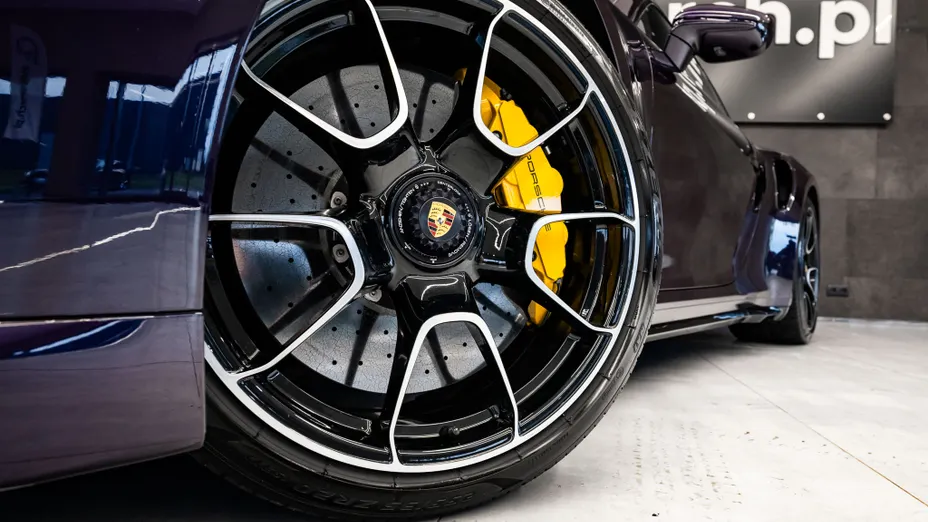 PORSCHE 911 911 Turbo S