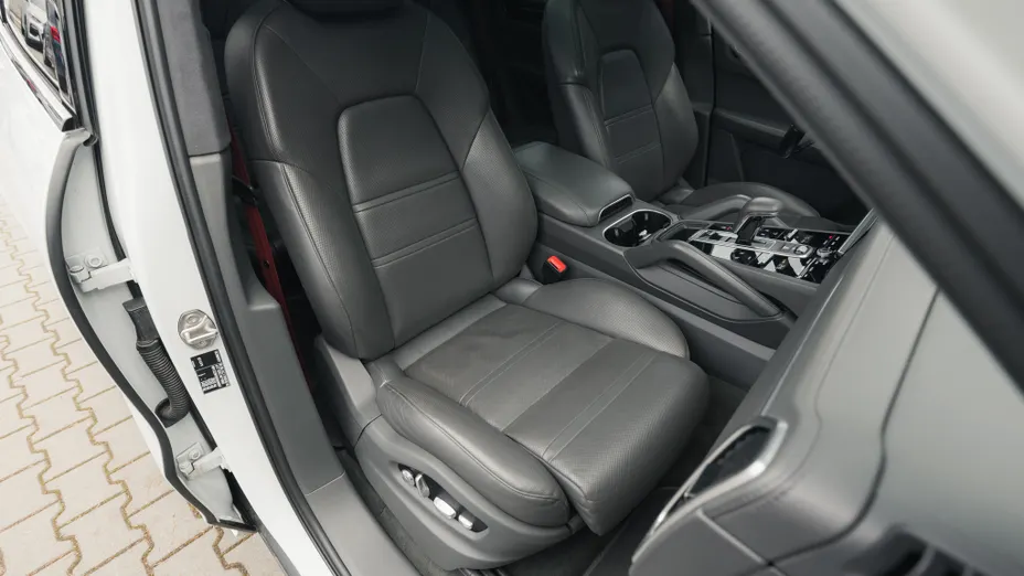 PORSCHE Cayenne Cayenne