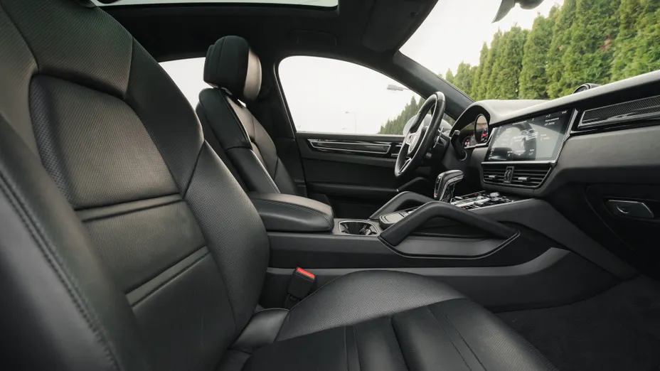 PORSCHE Cayenne Cayenne Coupe