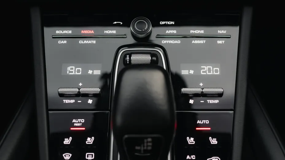 PORSCHE Cayenne Cayenne Coupe