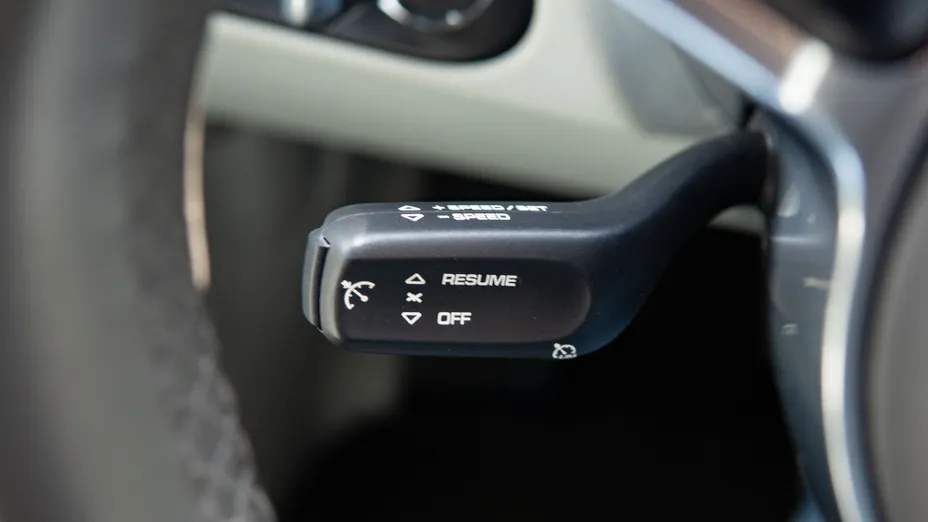 PORSCHE Macan Macan