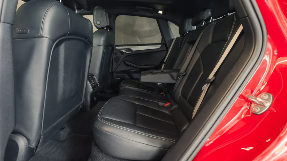 PORSCHE Macan Macan