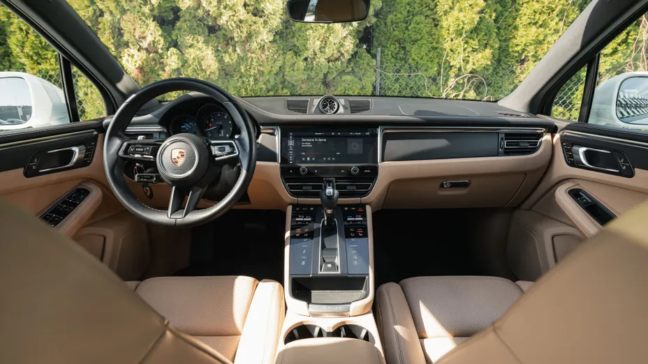 PORSCHE Macan Macan