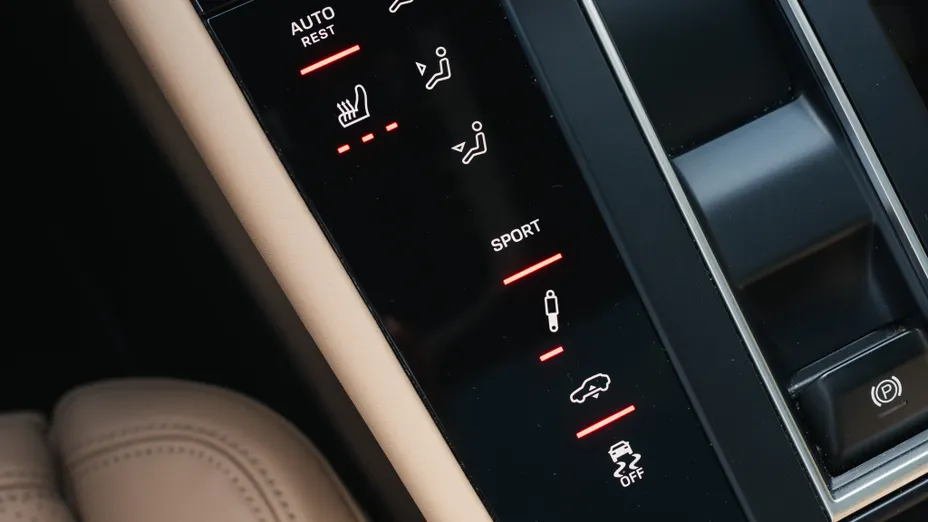 PORSCHE Macan Macan