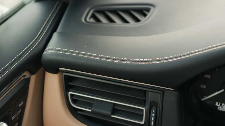 PORSCHE Macan Macan