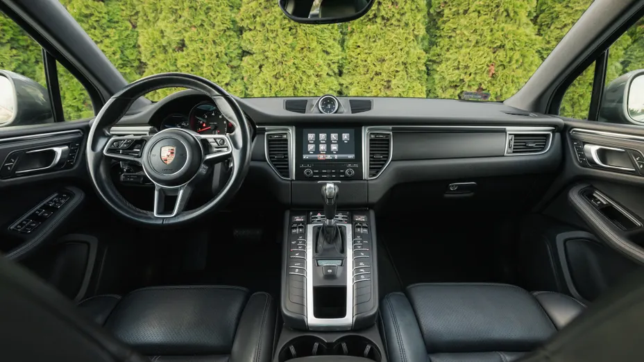 PORSCHE Macan Macan