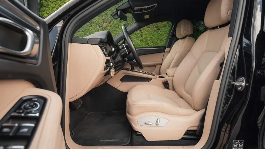 PORSCHE Macan Macan