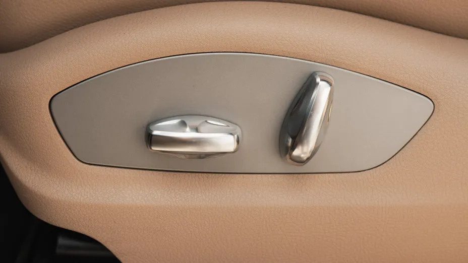 PORSCHE Macan Macan