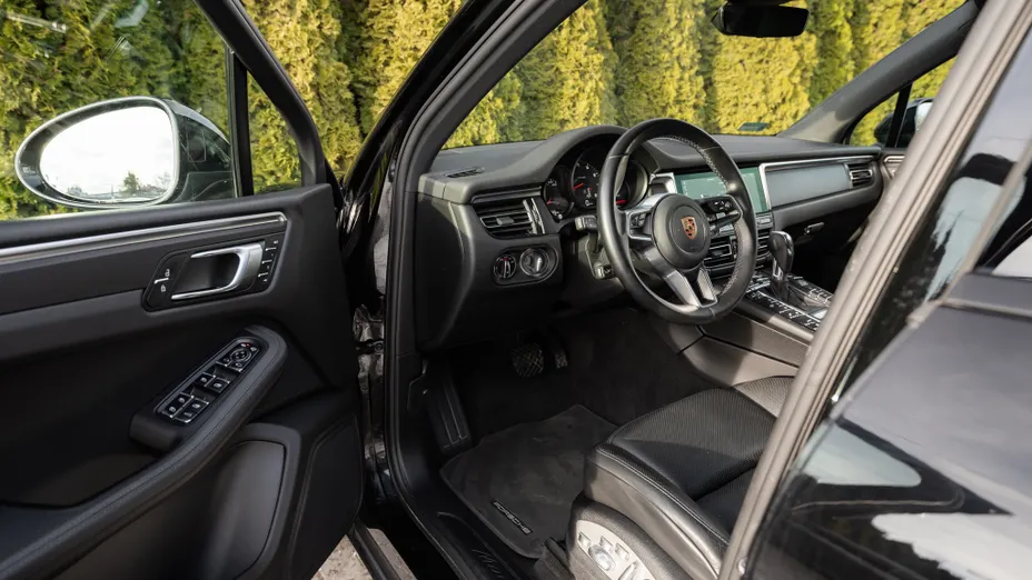 PORSCHE Macan Macan
