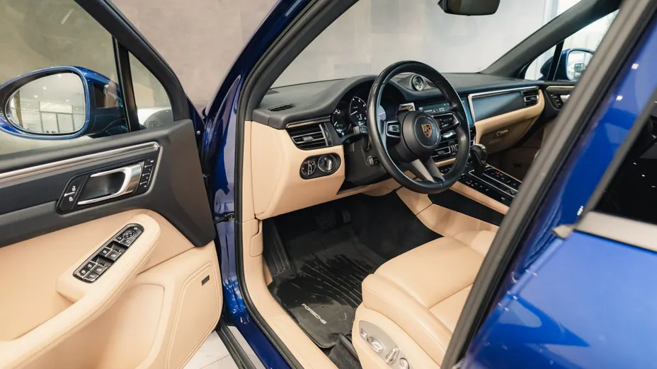 PORSCHE Macan Macan