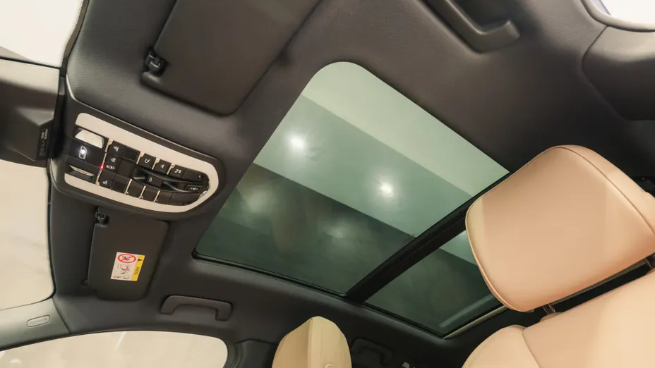 PORSCHE Macan Macan