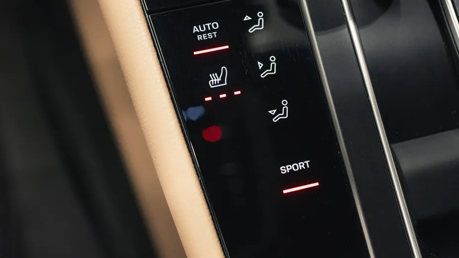 PORSCHE Macan Macan