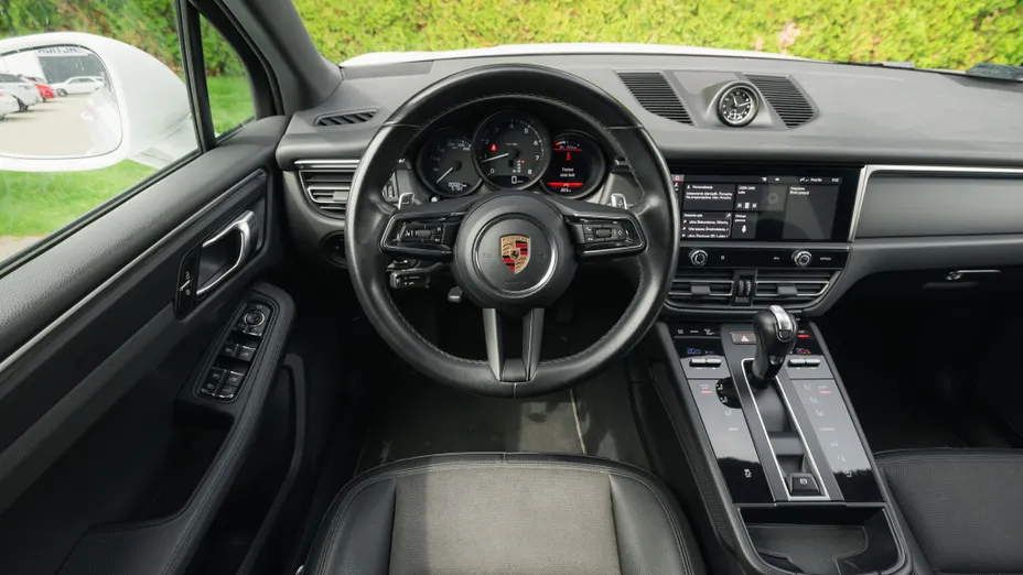 PORSCHE Macan Macan
