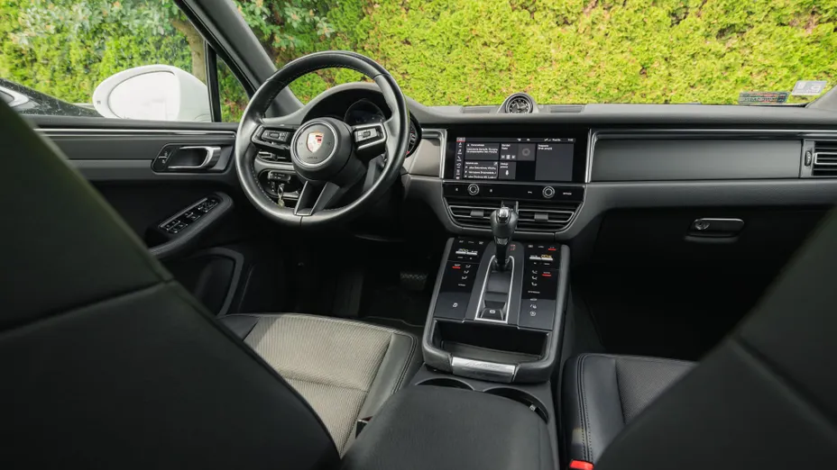 PORSCHE Macan Macan