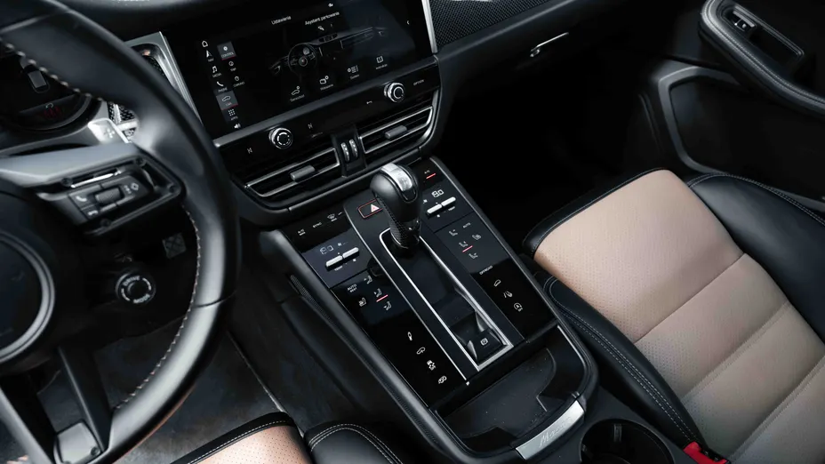 PORSCHE Macan Macan GTS