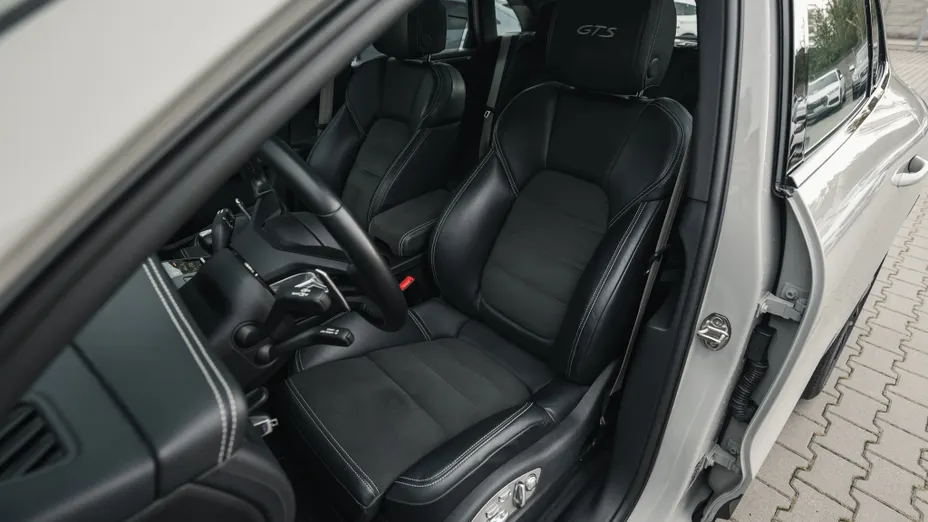 PORSCHE Macan Macan GTS