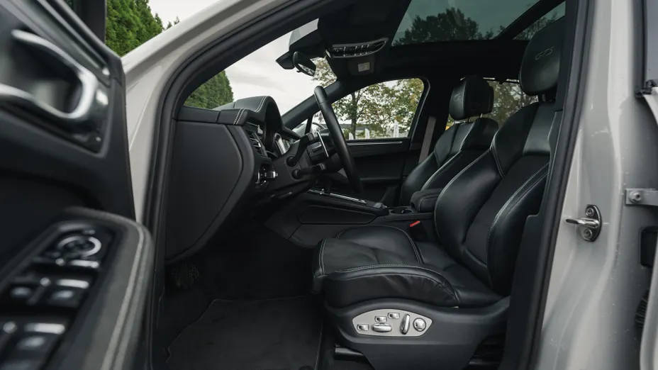 PORSCHE Macan Macan GTS