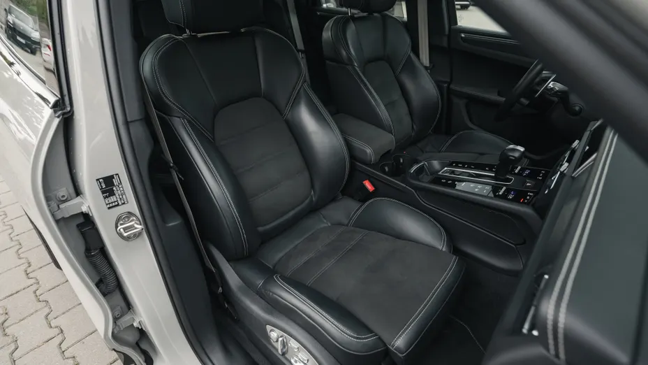 PORSCHE Macan Macan GTS