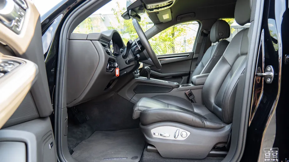 PORSCHE Macan Macan S
