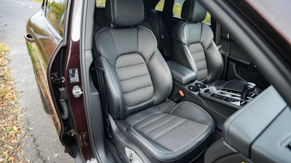PORSCHE Macan Macan T