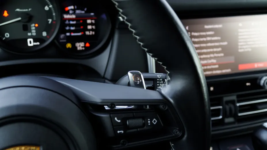 PORSCHE Macan Macan T