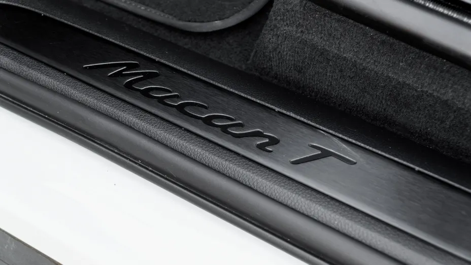 PORSCHE Macan Macan T