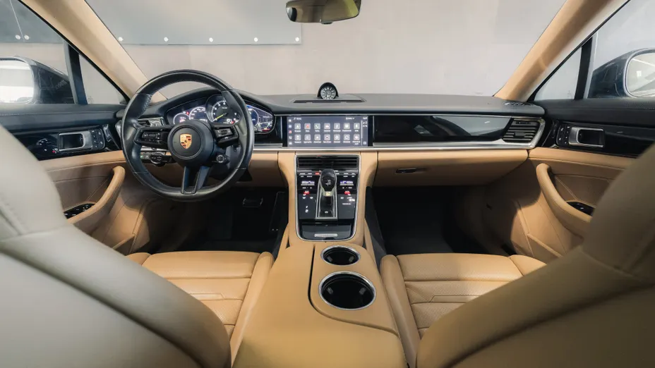 PORSCHE Panamera Panamera 4 E-Hybrid Sport Turismo Platinum Edition