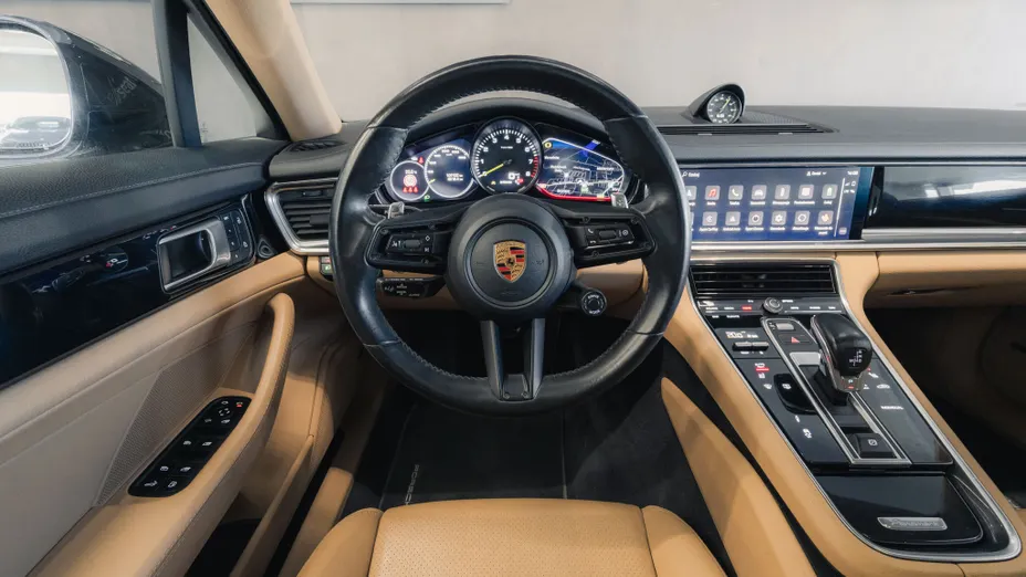 PORSCHE Panamera Panamera 4 E-Hybrid Sport Turismo Platinum Edition