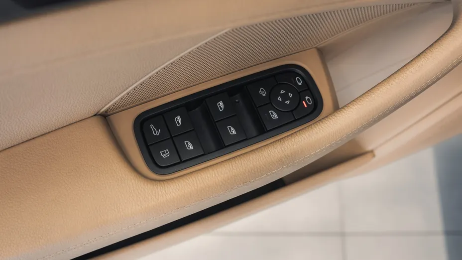 PORSCHE Panamera Panamera 4 E-Hybrid Sport Turismo Platinum Edition