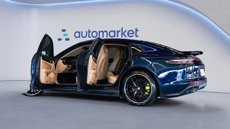 PORSCHE Panamera Panamera 4 E-Hybrid Sport Turismo Platinum Edition