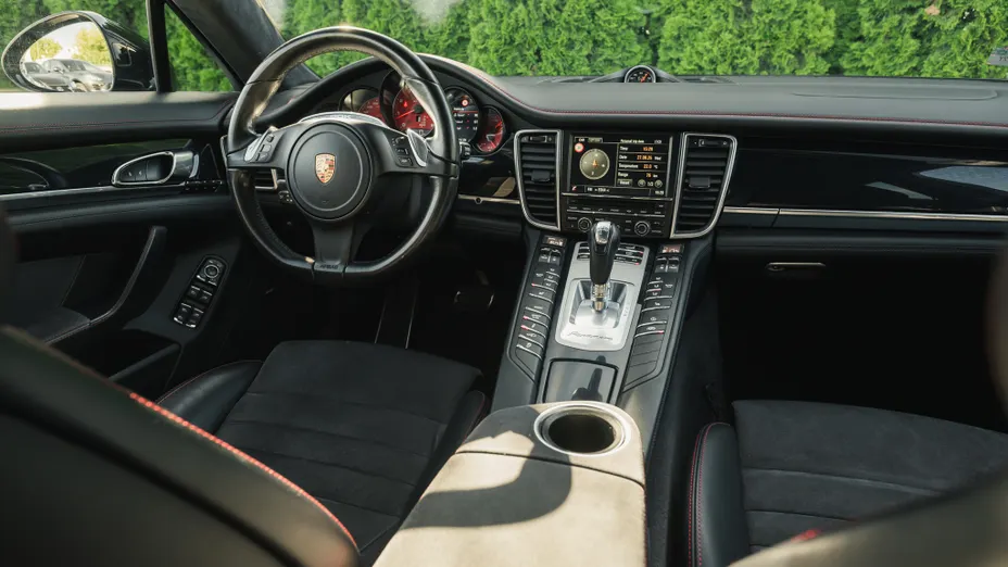 PORSCHE Panamera Panamera GTS