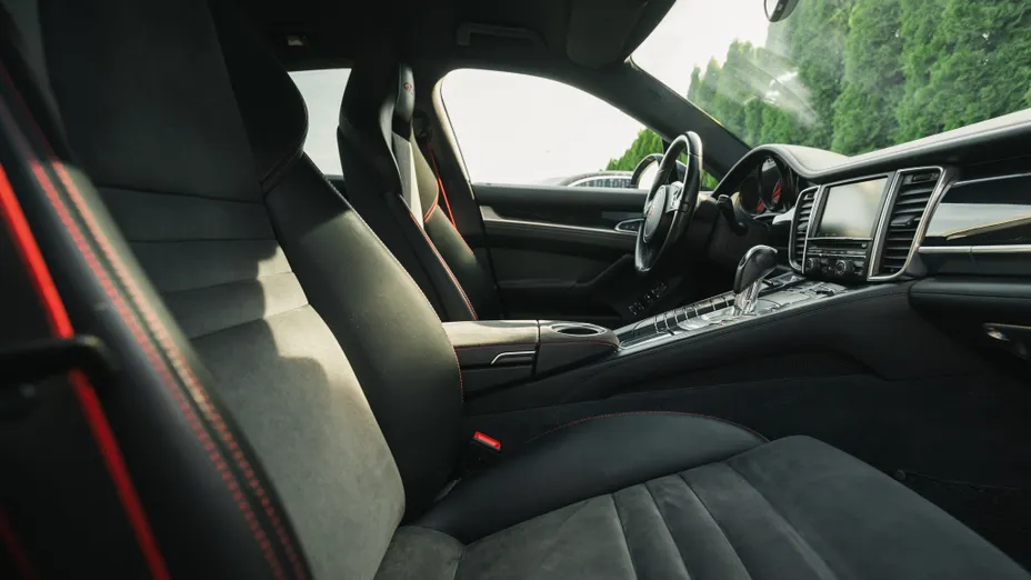 PORSCHE Panamera Panamera GTS