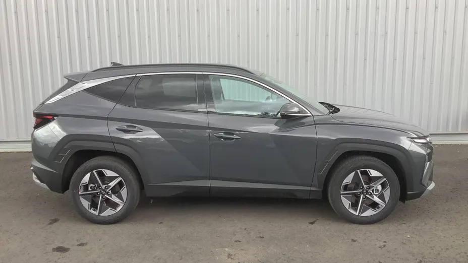 HYUNDAI Tucson -