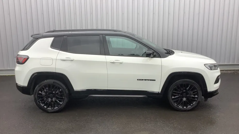 JEEP Compass -