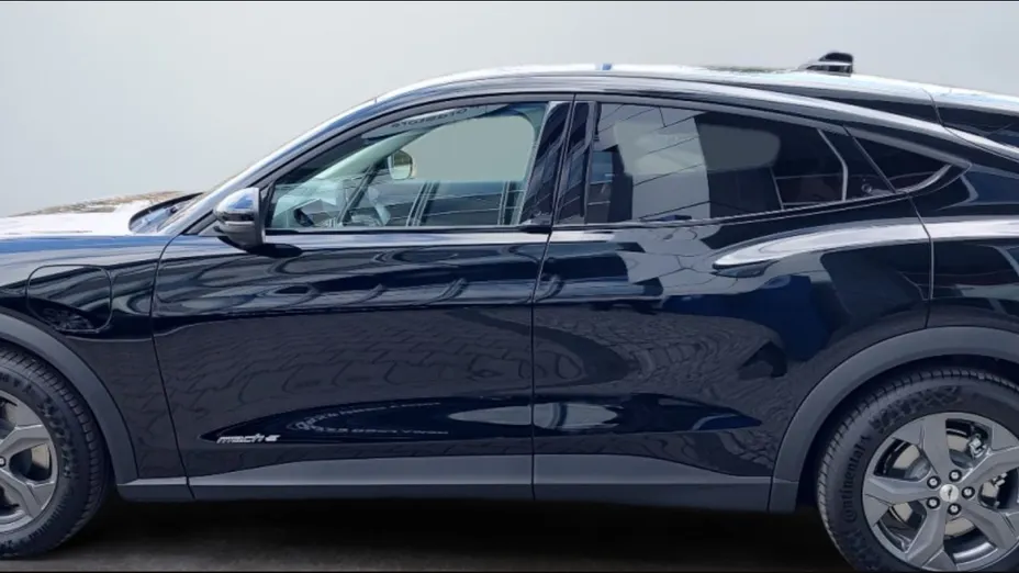 FORD Mustang Mach-E Mustang Mach-E 75kWh AWD Premium Nowy