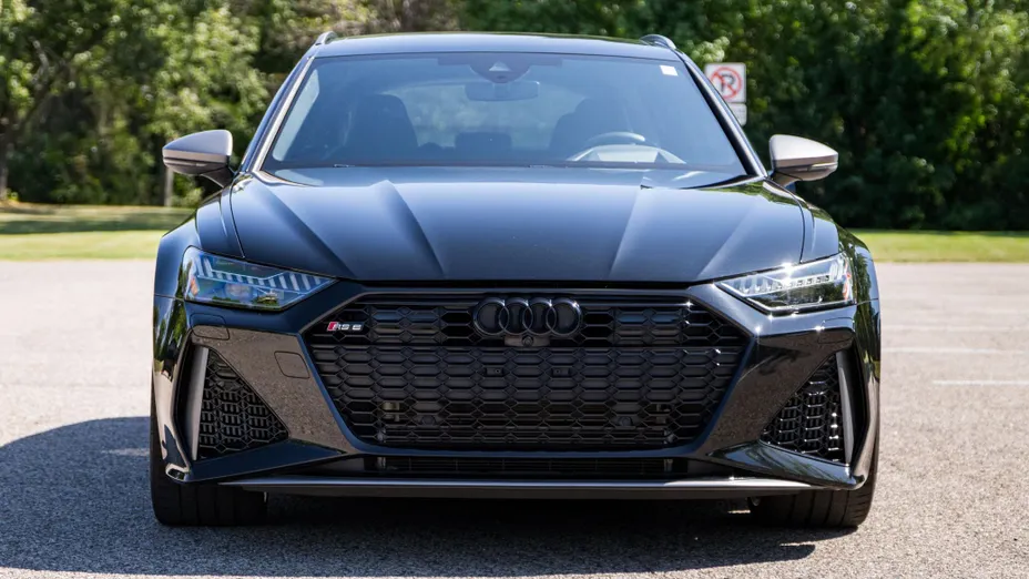 AUDI RS6 Avant -