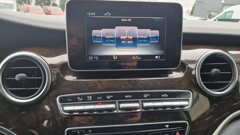 MERCEDES-BENZ V Klasa V 220 d 9G-Tronic Style (długi)