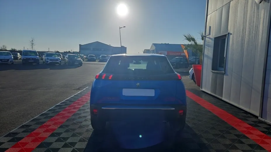 PEUGEOT 2008 -