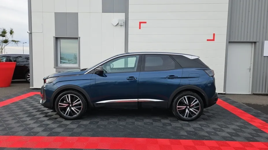 PEUGEOT 3008 -