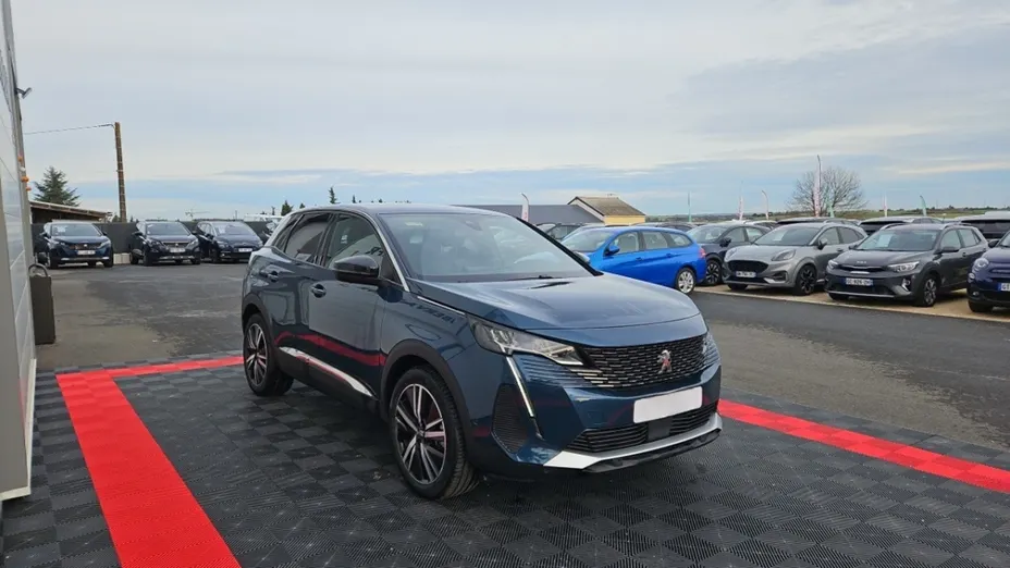 PEUGEOT 3008 -