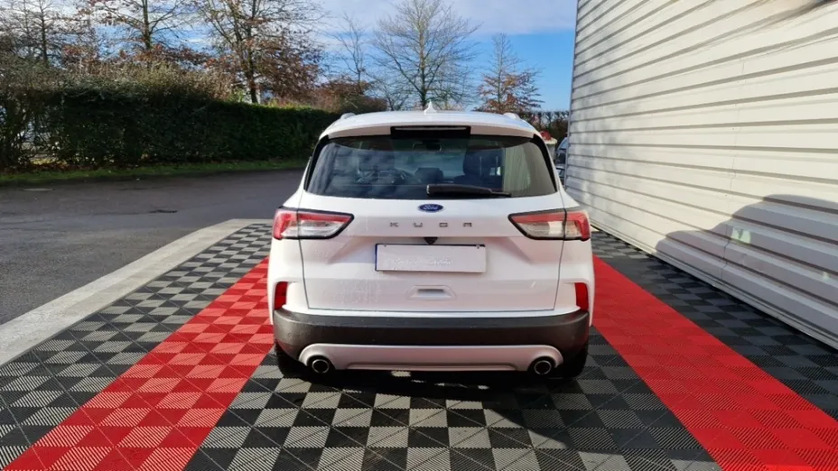 FORD Kuga -