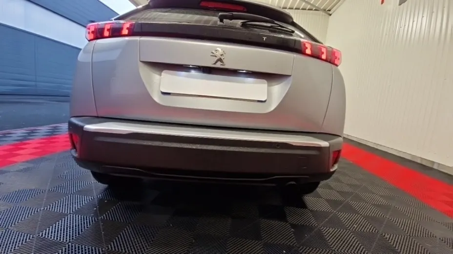 PEUGEOT 2008 -