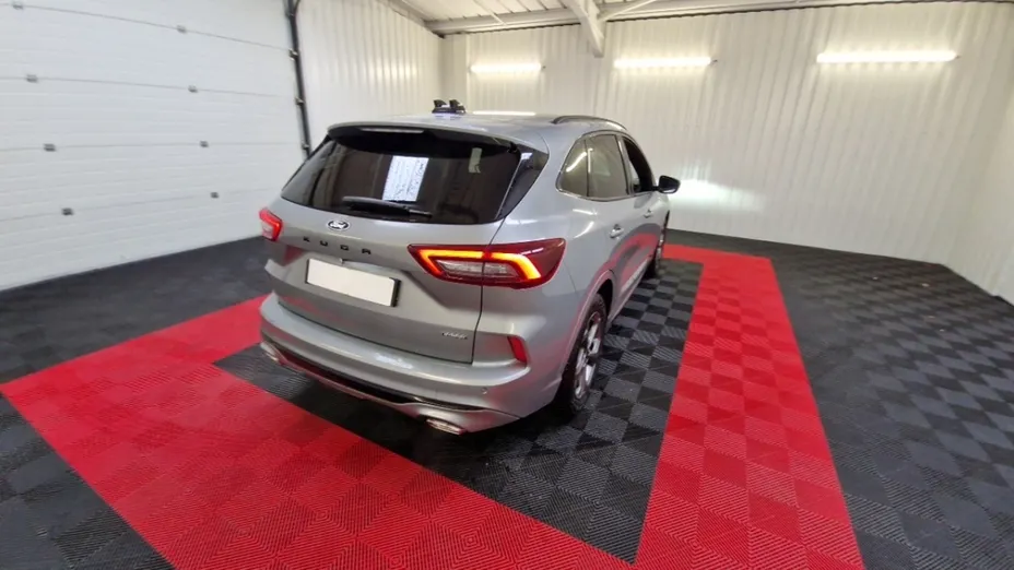 FORD Kuga -