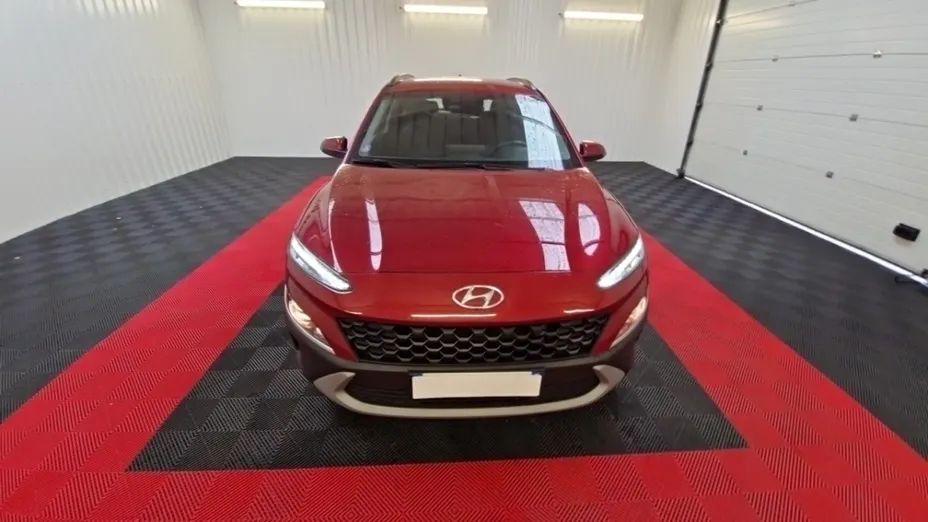 HYUNDAI Kona -