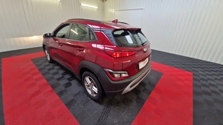 HYUNDAI Kona -