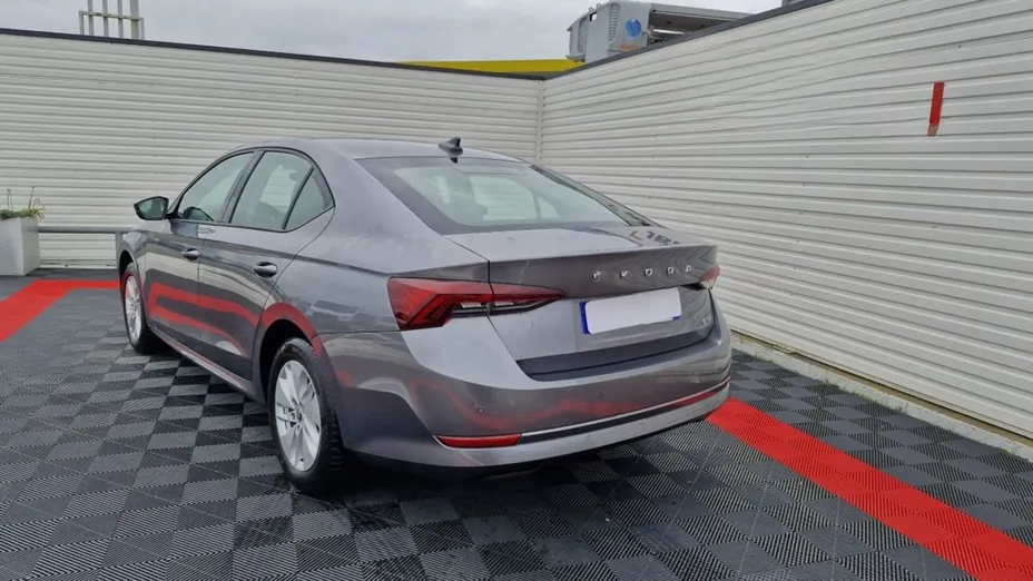 SKODA Octavia -