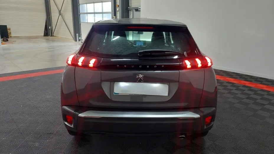 PEUGEOT 2008 -