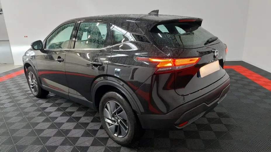 NISSAN Qashqai -