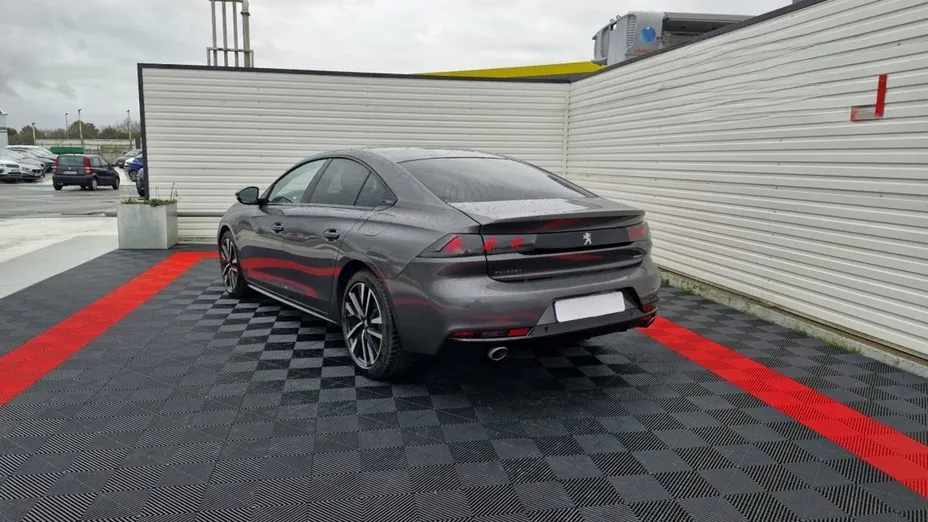 PEUGEOT 508 -